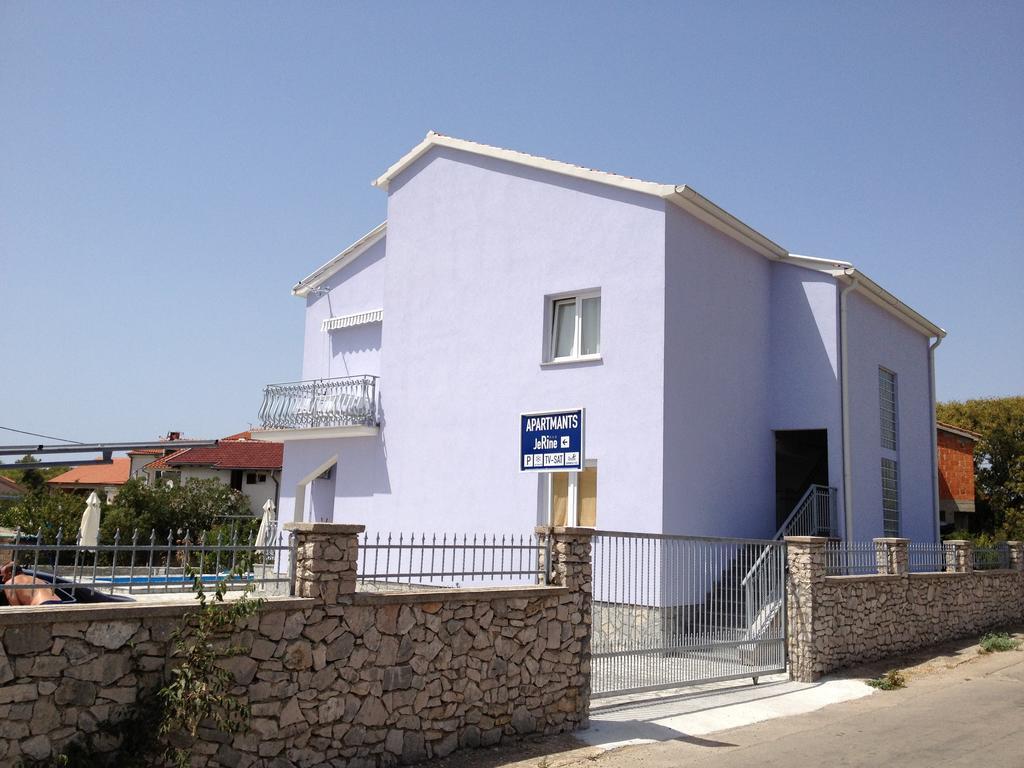 Apartments Jerine Tribalj 客房 照片