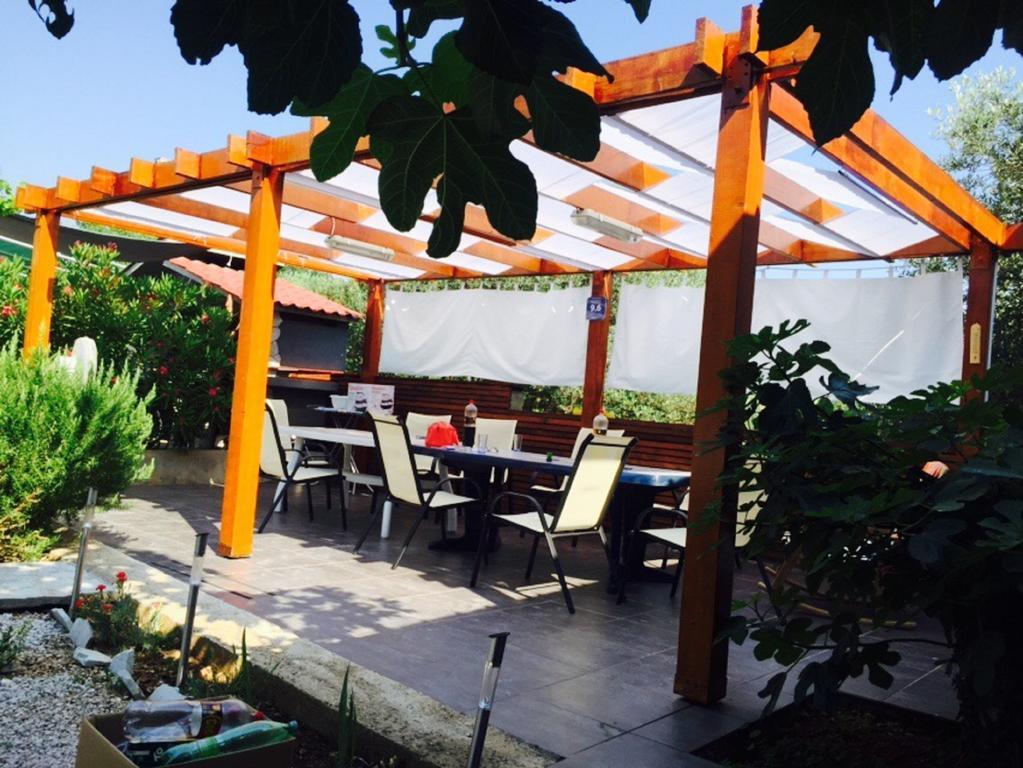 Apartments Jerine Tribalj 客房 照片