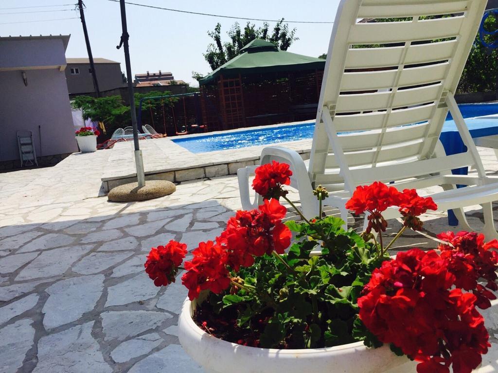 Apartments Jerine Tribalj 客房 照片