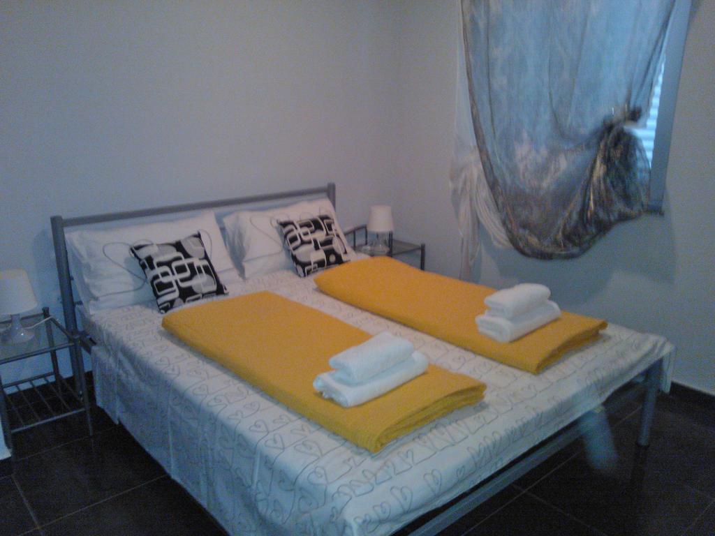 Apartments Jerine Tribalj 客房 照片