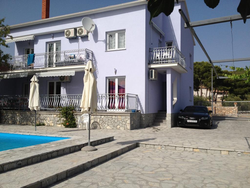 Apartments Jerine Tribalj 客房 照片