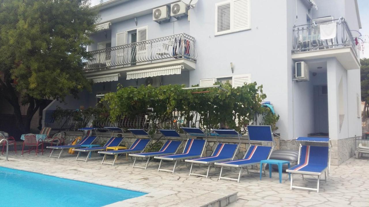 Apartments Jerine Tribalj 外观 照片