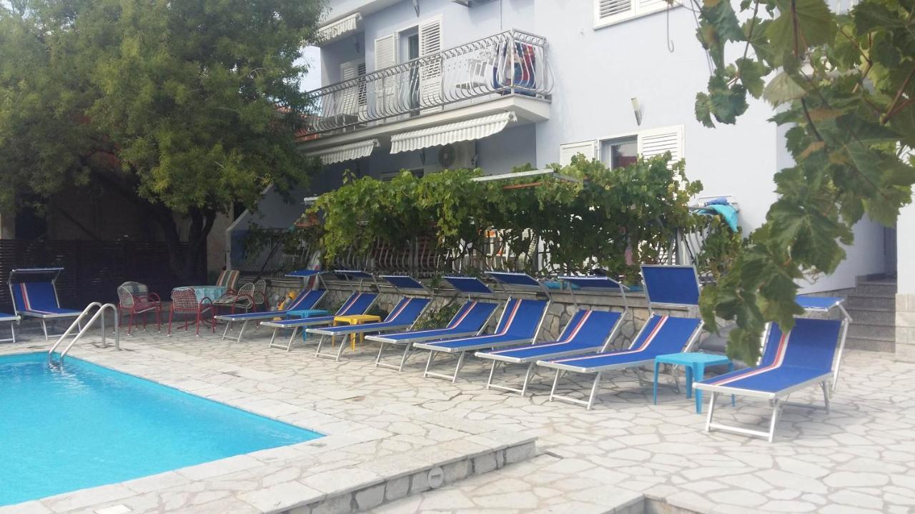 Apartments Jerine Tribalj 外观 照片
